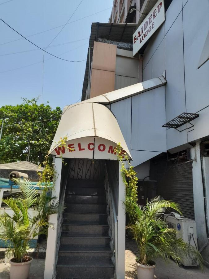 Hotel Sai Deep Lodging By Wb Inn 나비뭄바이 외부 사진