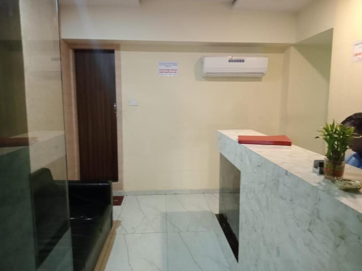 Hotel Sai Deep Lodging By Wb Inn 나비뭄바이 외부 사진