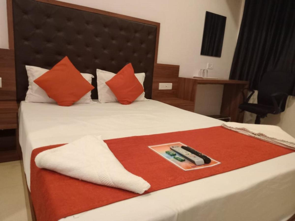 Hotel Sai Deep Lodging By Wb Inn 나비뭄바이 외부 사진